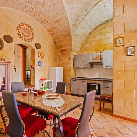 Masseria Donna Laura Apart-hotel *